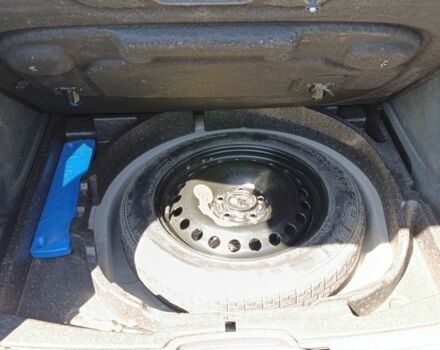 Вольво В50 2009 в Киеве на Automoto.ua Серый Вольво В50, объемом двигателя 1.6 л и пробегом 343 тыс. км за 6800 $, фото 14 на Automoto.ua