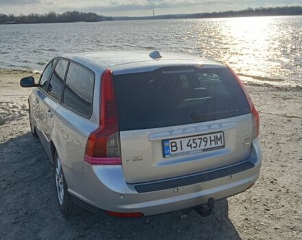 Сірий Вольво V50, об'ємом двигуна 1.6 л та пробігом 270 тис. км за 7300 $, фото 4 на Automoto.ua