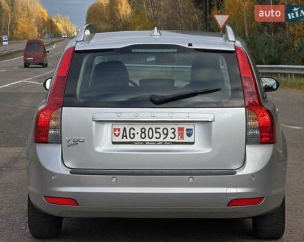 Сірий Вольво V50, об'ємом двигуна 1.6 л та пробігом 223 тис. км за 7799 $, фото 2 на Automoto.ua