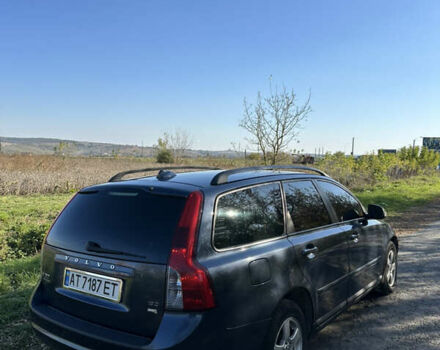 Серый Вольво В50, объемом двигателя 1.56 л и пробегом 221 тыс. км за 6300 $, фото 13 на Automoto.ua