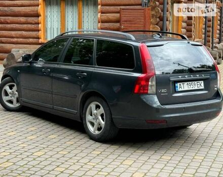 Серый Вольво В50, объемом двигателя 1.56 л и пробегом 245 тыс. км за 6599 $, фото 9 на Automoto.ua