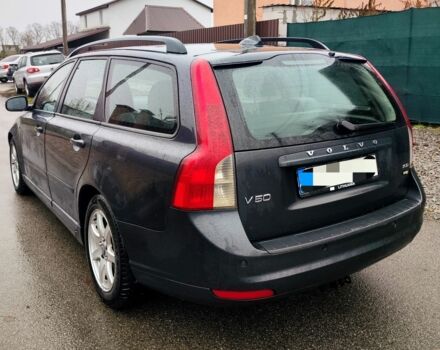 Серый Вольво В50, объемом двигателя 1.6 л и пробегом 316 тыс. км за 2800 $, фото 3 на Automoto.ua