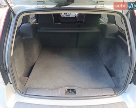 Серый Вольво В50, объемом двигателя 1.6 л и пробегом 218 тыс. км за 5750 $, фото 9 на Automoto.ua