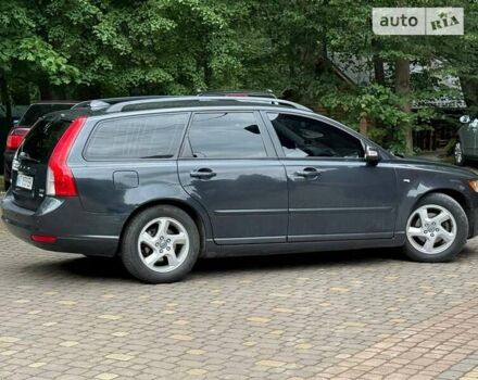 Серый Вольво В50, объемом двигателя 1.56 л и пробегом 245 тыс. км за 6599 $, фото 11 на Automoto.ua