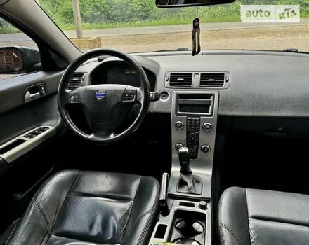 Серый Вольво В50, объемом двигателя 1.56 л и пробегом 245 тыс. км за 6599 $, фото 14 на Automoto.ua