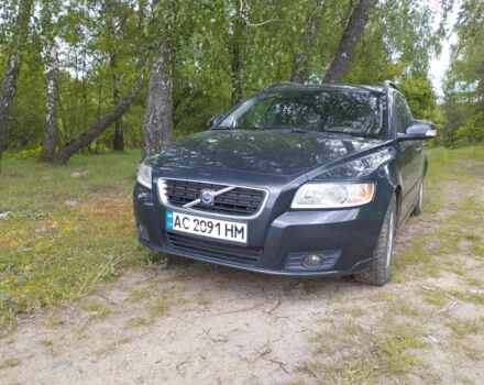 Серый Вольво В50, объемом двигателя 1.6 л и пробегом 224 тыс. км за 5600 $, фото 1 на Automoto.ua