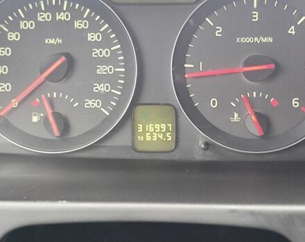 Серый Вольво В50, объемом двигателя 1.6 л и пробегом 316 тыс. км за 2800 $, фото 8 на Automoto.ua