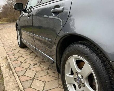 Сірий Вольво V50, об'ємом двигуна 1.6 л та пробігом 300 тис. км за 5800 $, фото 10 на Automoto.ua
