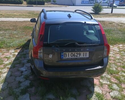 Вольво В50 2009 в Кременчуге на Automoto.ua Серый Вольво В50, объемом двигателя 2 л и пробегом 210 тыс. км за 8000 $, фото 4 на Automoto.ua