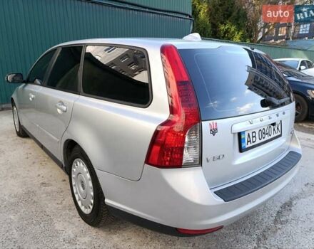 Серый Вольво В50, объемом двигателя 1.6 л и пробегом 218 тыс. км за 5750 $, фото 3 на Automoto.ua