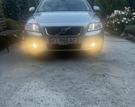 Серый Вольво В50, объемом двигателя 1.6 л и пробегом 245 тыс. км за 7500 $, фото 7 на Automoto.ua