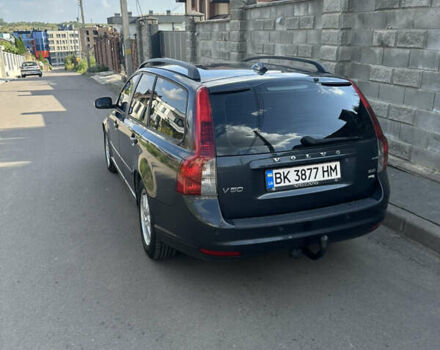 Вольво В50 2009 в Ровно на Automoto.ua Серый Вольво В50, объемом двигателя 1.6 л и пробегом 265 тыс. км за 6450 $, фото 4 на Automoto.ua