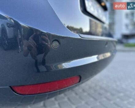 Вольво В50 2009 в Львове на Automoto.ua Серый Вольво В50, объемом двигателя 2 л и пробегом 228 тыс. км за 7700 $, фото 3 на Automoto.ua