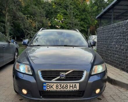 Вольво В50 2009 в Радивилове на Automoto.ua Серый Вольво В50, объемом двигателя 1.6 л и пробегом 275 тыс. км за 6900 $, фото 8 на Automoto.ua