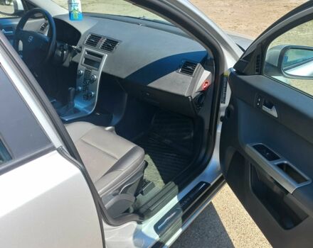 Серый Вольво В50, объемом двигателя 1.6 л и пробегом 228 тыс. км за 7999 $, фото 18 на Automoto.ua