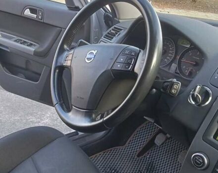 Серый Вольво В50, объемом двигателя 1.6 л и пробегом 270 тыс. км за 7250 $, фото 13 на Automoto.ua