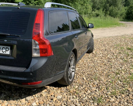 Серый Вольво В50, объемом двигателя 1.56 л и пробегом 258 тыс. км за 6000 $, фото 19 на Automoto.ua