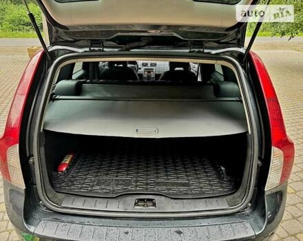 Серый Вольво В50, объемом двигателя 1.56 л и пробегом 245 тыс. км за 6599 $, фото 21 на Automoto.ua