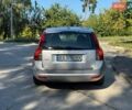 Вольво В50 2009 в Славуте на Automoto.ua Серый Вольво В50, объемом двигателя 2 л и пробегом 258 тыс. км за 7500 $, фото 20 на Automoto.ua