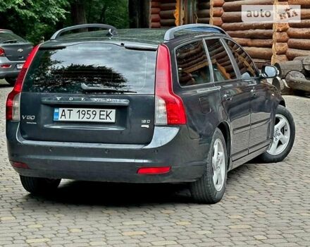 Серый Вольво В50, объемом двигателя 1.56 л и пробегом 245 тыс. км за 6599 $, фото 7 на Automoto.ua