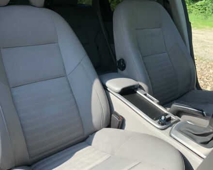 Серый Вольво В50, объемом двигателя 1.56 л и пробегом 258 тыс. км за 6000 $, фото 14 на Automoto.ua