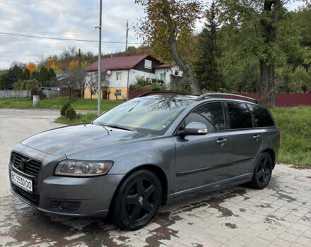 Серый Вольво В50, объемом двигателя 1.56 л и пробегом 274 тыс. км за 8200 $, фото 5 на Automoto.ua
