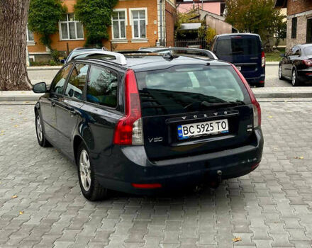 Сірий Вольво V50, об'ємом двигуна 1.6 л та пробігом 261 тис. км за 6350 $, фото 2 на Automoto.ua