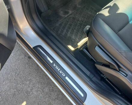 Серый Вольво В50, объемом двигателя 1.6 л и пробегом 228 тыс. км за 7999 $, фото 6 на Automoto.ua