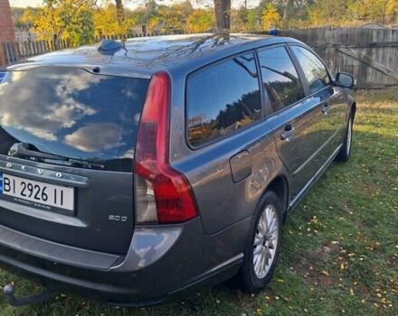 Сірий Вольво V50, об'ємом двигуна 2 л та пробігом 269 тис. км за 8000 $, фото 3 на Automoto.ua