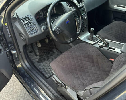 Вольво В50 2009 в Ровно на Automoto.ua Серый Вольво В50, объемом двигателя 1.6 л и пробегом 265 тыс. км за 6450 $, фото 13 на Automoto.ua