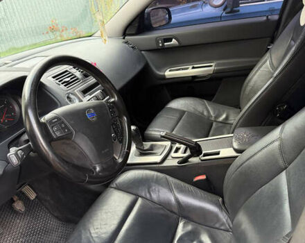Серый Вольво В50, объемом двигателя 1.6 л и пробегом 240 тыс. км за 5500 $, фото 6 на Automoto.ua