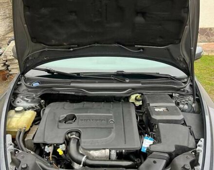 Серый Вольво В50, объемом двигателя 1.6 л и пробегом 300 тыс. км за 5700 $, фото 11 на Automoto.ua