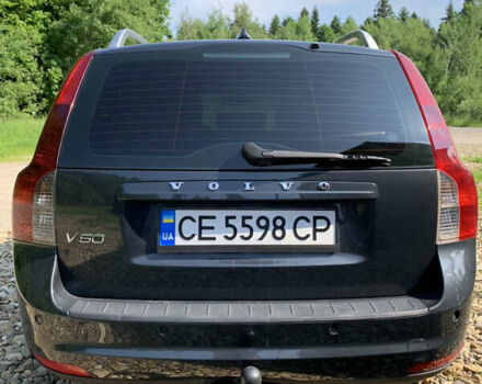 Серый Вольво В50, объемом двигателя 1.56 л и пробегом 258 тыс. км за 6000 $, фото 4 на Automoto.ua