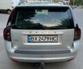 Серый Вольво В50, объемом двигателя 2 л и пробегом 260 тыс. км за 8000 $, фото 1 на Automoto.ua