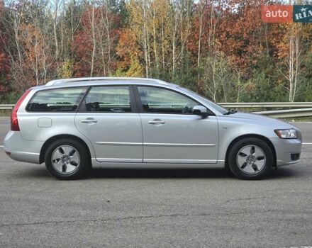 Сірий Вольво V50, об'ємом двигуна 1.6 л та пробігом 223 тис. км за 7799 $, фото 9 на Automoto.ua