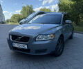 Серый Вольво В50, объемом двигателя 1.6 л и пробегом 260 тыс. км за 5500 $, фото 1 на Automoto.ua