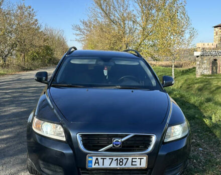 Серый Вольво В50, объемом двигателя 1.56 л и пробегом 221 тыс. км за 6300 $, фото 11 на Automoto.ua