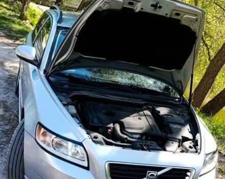 Вольво В50 2009 в Киеве на Automoto.ua Серый Вольво В50, объемом двигателя 1.6 л и пробегом 343 тыс. км за 6800 $, фото 2 на Automoto.ua