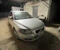 Серый Вольво В50, объемом двигателя 2 л и пробегом 320 тыс. км за 7900 $, фото 1 на Automoto.ua
