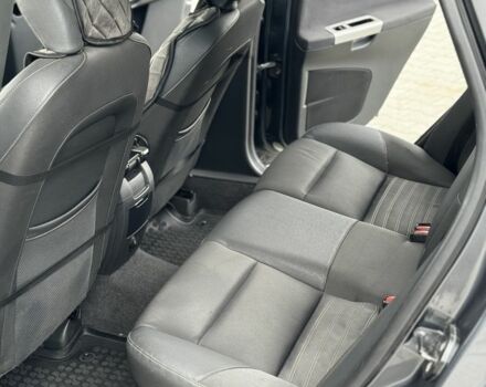 Серый Вольво В50, объемом двигателя 2 л и пробегом 400 тыс. км за 5500 $, фото 6 на Automoto.ua