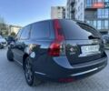Вольво В50 2009 в Львове на Automoto.ua Серый Вольво В50, объемом двигателя 2 л и пробегом 228 тыс. км за 7700 $, фото 6 на Automoto.ua