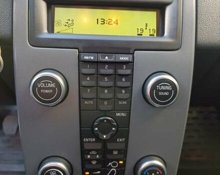 Серый Вольво В50, объемом двигателя 1.6 л и пробегом 218 тыс. км за 5750 $, фото 17 на Automoto.ua