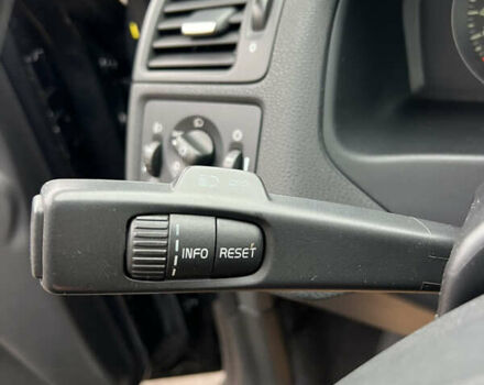 Сірий Вольво V50, об'ємом двигуна 1.6 л та пробігом 209 тис. км за 7222 $, фото 21 на Automoto.ua