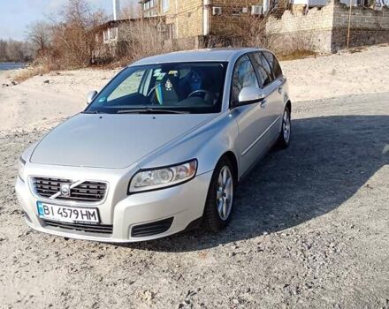 Серый Вольво В50, объемом двигателя 1.6 л и пробегом 270 тыс. км за 7250 $, фото 10 на Automoto.ua