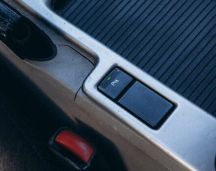 Серый Вольво В50, объемом двигателя 1.6 л и пробегом 280 тыс. км за 6800 $, фото 14 на Automoto.ua