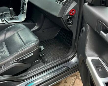 Серый Вольво В50, объемом двигателя 1.6 л и пробегом 300 тыс. км за 5700 $, фото 23 на Automoto.ua