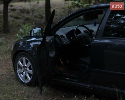 Сірий Вольво V50, об'ємом двигуна 1.6 л та пробігом 235 тис. км за 6000 $, фото 2 на Automoto.ua
