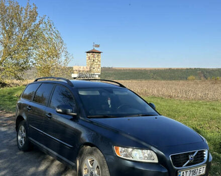 Серый Вольво В50, объемом двигателя 1.56 л и пробегом 221 тыс. км за 6300 $, фото 9 на Automoto.ua