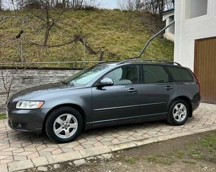 Сірий Вольво V50, об'ємом двигуна 1.6 л та пробігом 300 тис. км за 5800 $, фото 5 на Automoto.ua