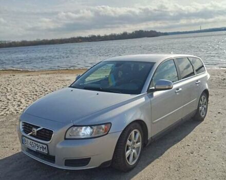 Серый Вольво В50, объемом двигателя 1.6 л и пробегом 270 тыс. км за 7250 $, фото 5 на Automoto.ua